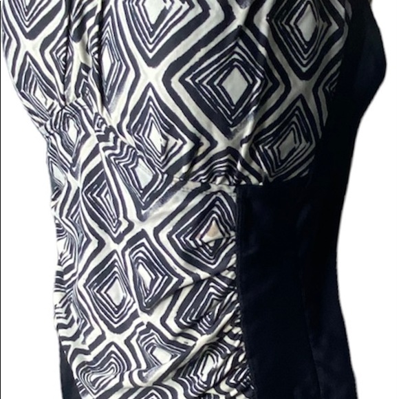 Tropical Escape Women’s One Piece Bathing Suit 12  Geometric Print Black & White - Picture 4 of 10